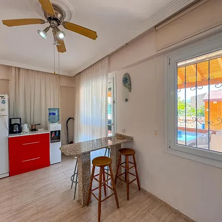 Elma * Kusadasi