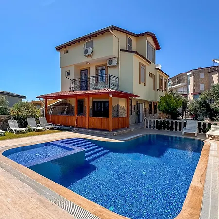 Elma Villa