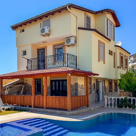 Elma * Kusadasi