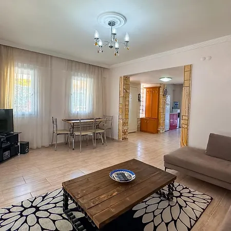 Elma Villa